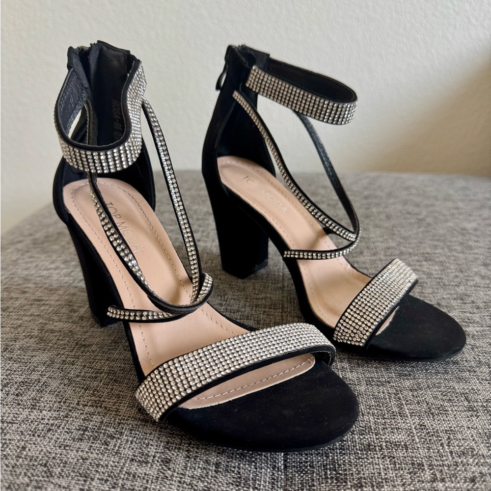 TOP Moda Black and Silver Strappy Heels